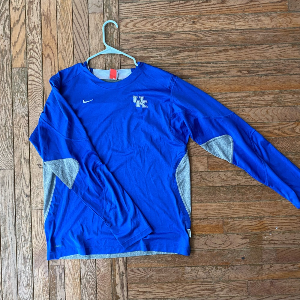 Nike Dri-fit men’s University of Kentucky pullover.